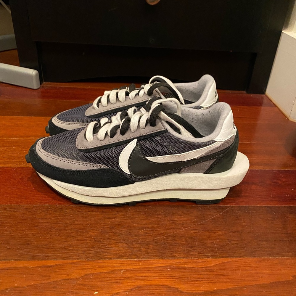 Black and White Nike Sacai Waffle